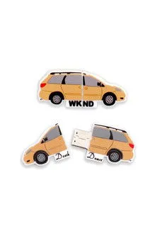 Caleb McNeely interpreta a  en WKND - Death Dance