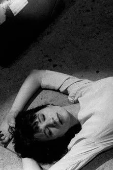 Eszter Balint interpreta a Alice en Wonderland USA