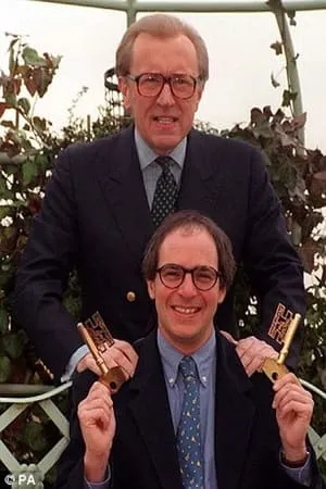 Carátula de Through the Keyhole